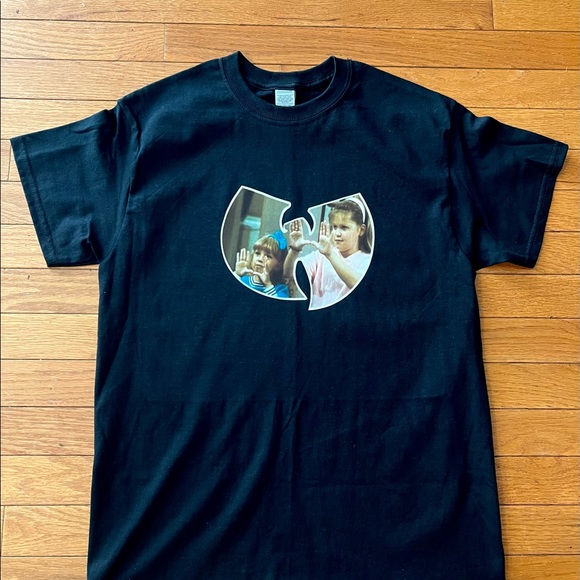 Wu tang logo tee! - Picture 4 of 6